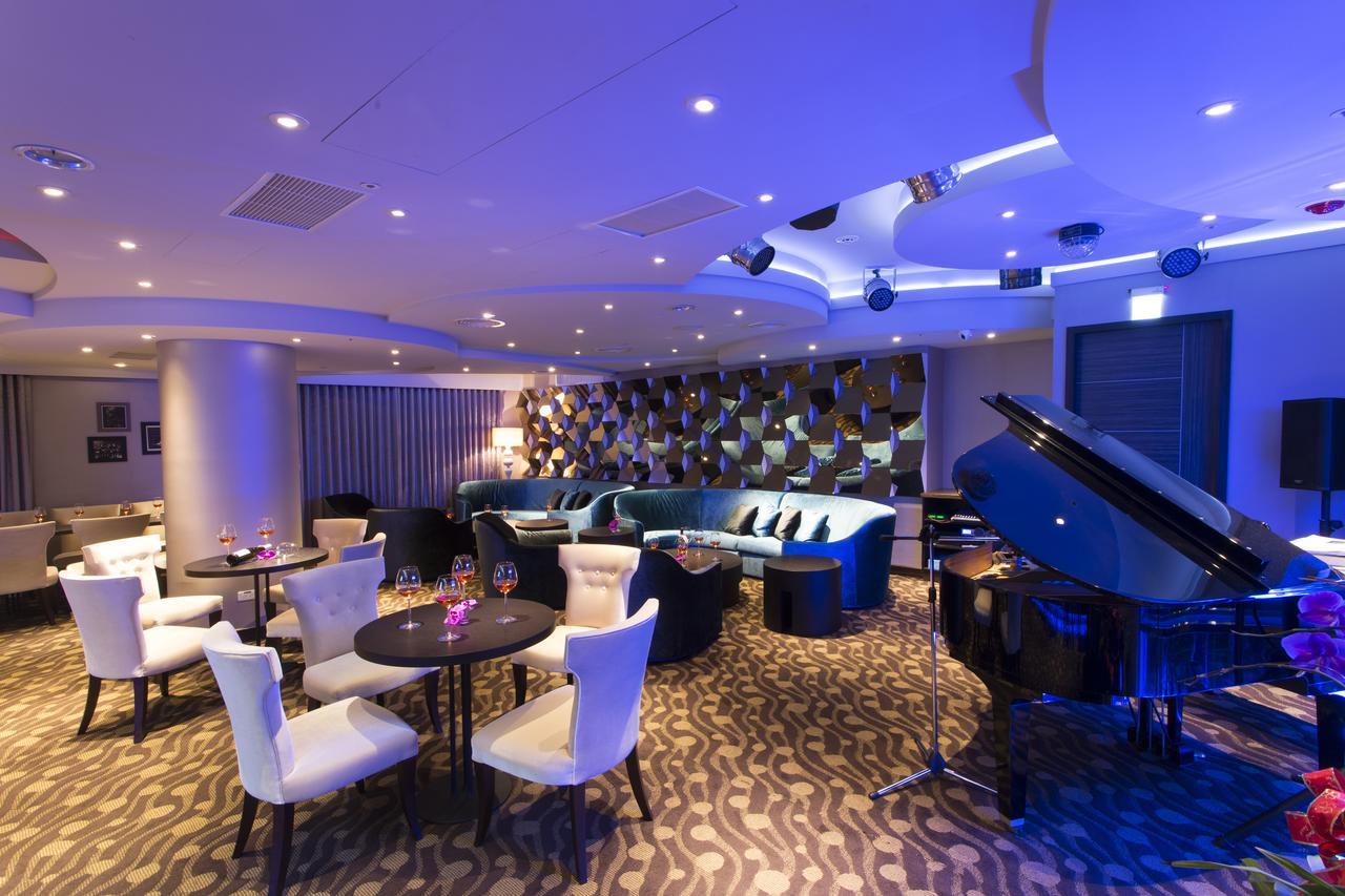 Grand City Hotel Fengyuan Extérieur photo