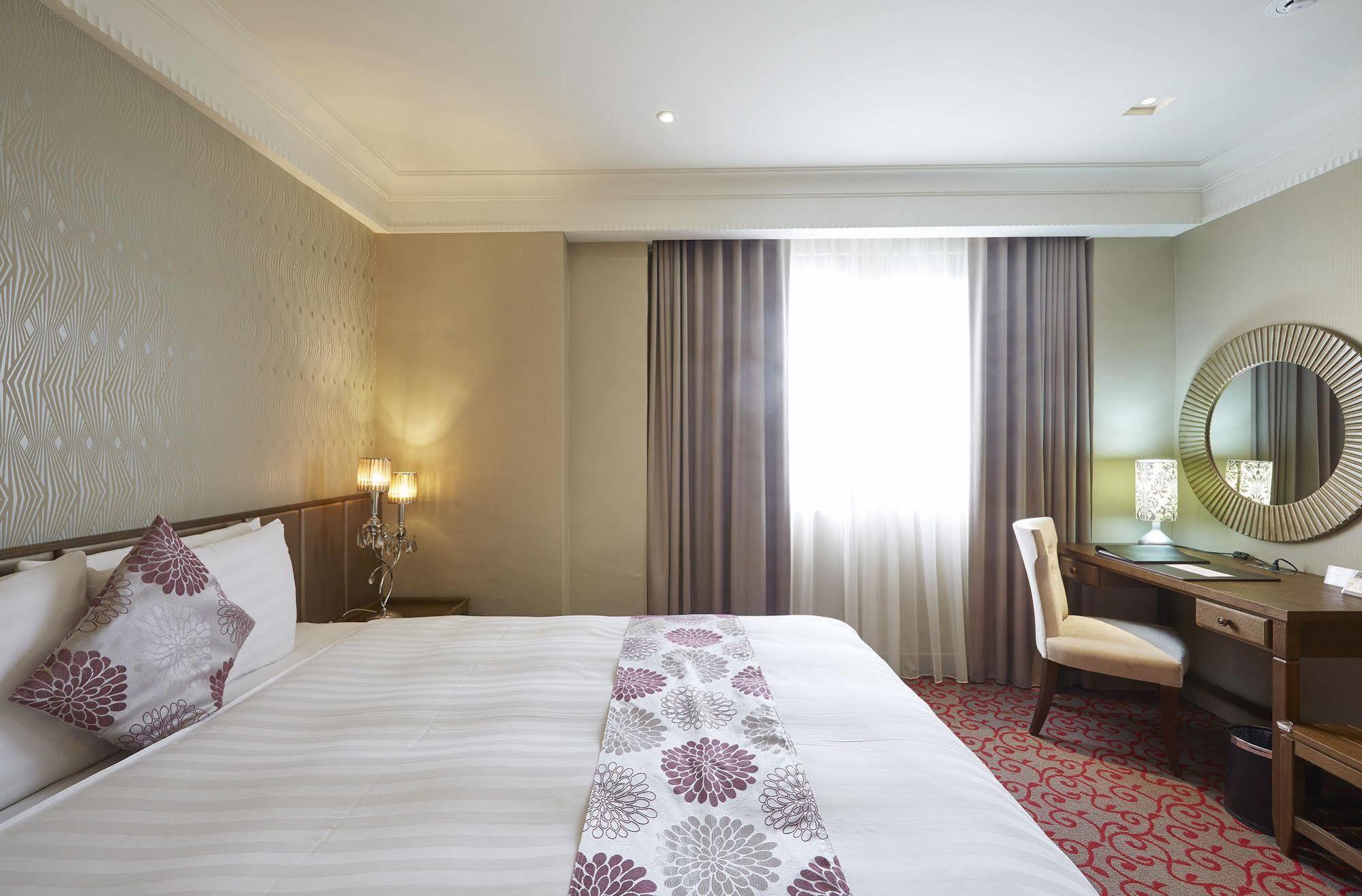 Grand City Hotel Fengyuan Extérieur photo